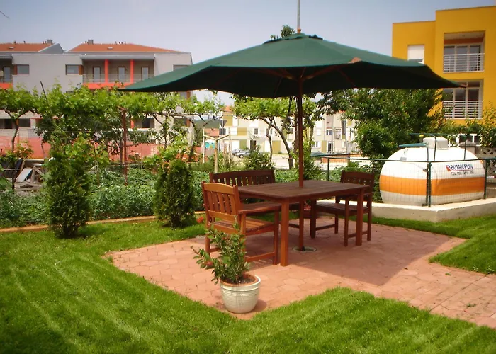 Family Apartments Suzi